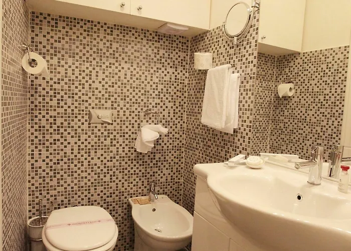 Luxury Fashion 5* Roma